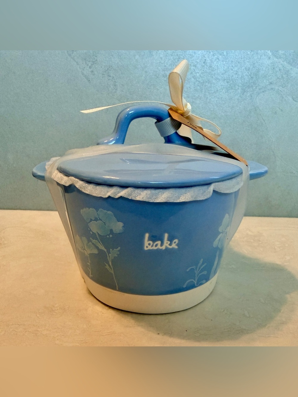 Rae Dunn Artisan Blue Bake Dish w Lid Floral Ceramic Covered Casserole